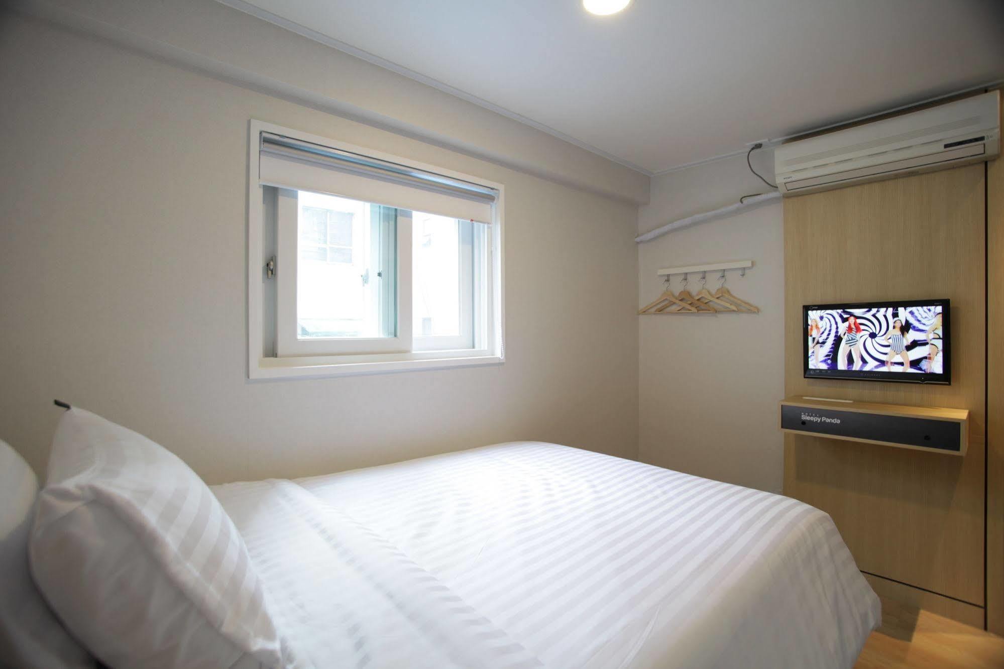 Hotel Sleepy Panda Streamwalk Seoul Jongno Exterior photo